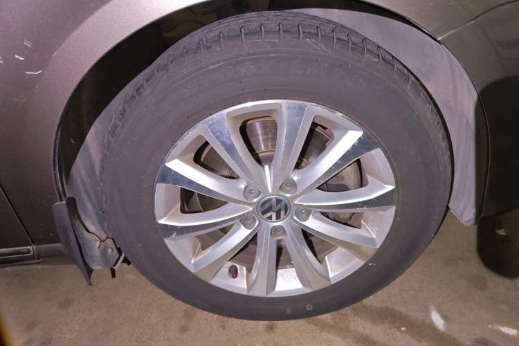 Used Volkswagen Magotan 2013 1.8TSI Premier Model Exterior 7