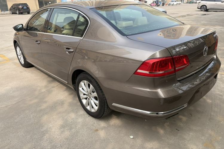 Used Volkswagen Magotan 2013 1.8TSI Luxury Model Exterior 8