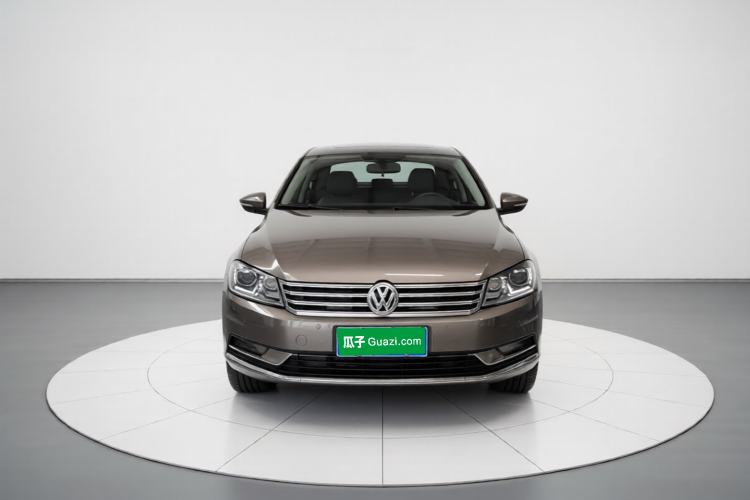 Used Volkswagen Magotan 2013 2.0 TSI Luxury Model Front