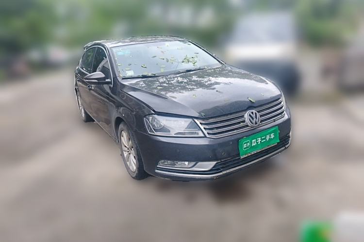 Used Volkswagen Magotan 2013 1.8TSI Premier Model Front Right 45 Deg