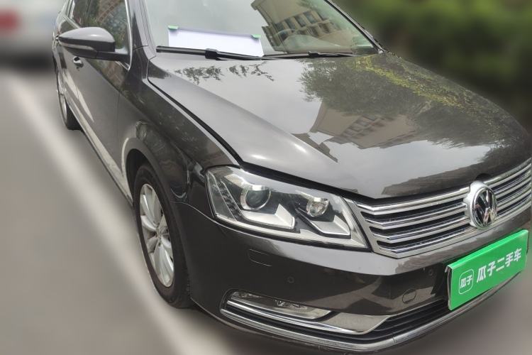 Used Volkswagen Magotan 2013 2.0 TSI Luxury Model Front Right 45 Deg