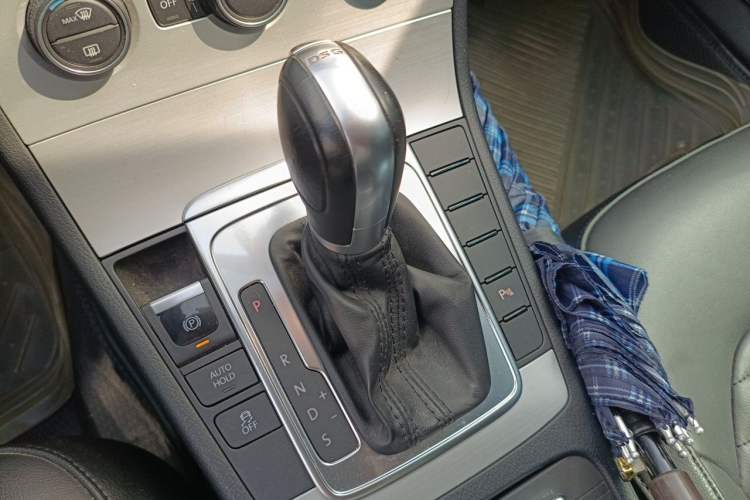 Used Volkswagen Magotan 2013 1.8TSI Luxury Model Gear Lever