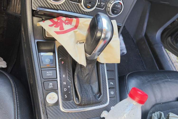 Used Volkswagen Magotan 2013 1.8TSI Luxury Model Gear Lever