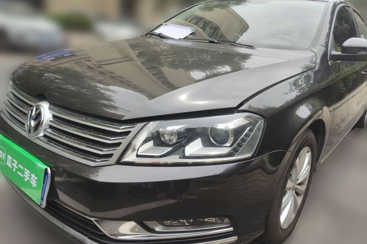 Used Volkswagen Magotan 2013 2.0 TSI Luxury Model Guazi used car, China used car export, Used car for sale, Used cars, Cheapest cars for sale