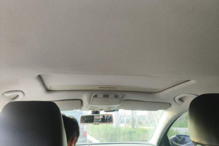Used Volkswagen Magotan 2013 1.8TSI Prestige Model Headliner