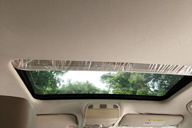 Used Volkswagen Magotan 2013 1.8TSI Luxury Model Headliner