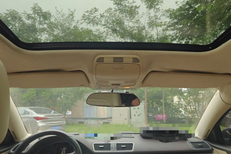 Used Volkswagen Magotan 2013 1.8TSI Premier Model Headliner