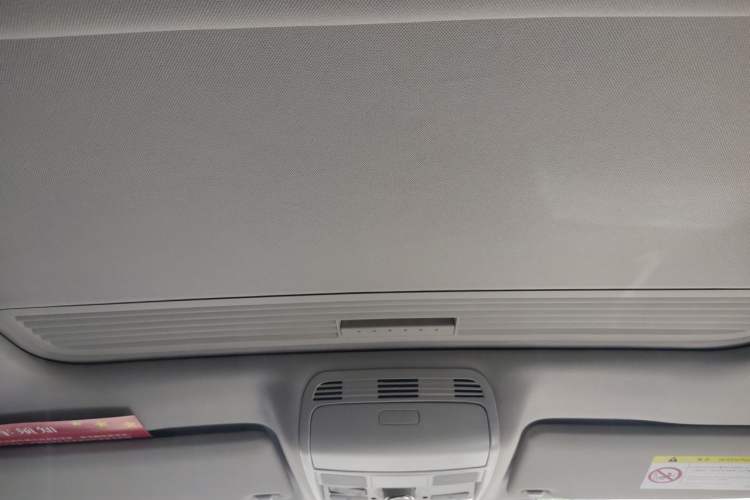 Used Volkswagen Magotan 2013 1.8TSI Premier Model Headliner