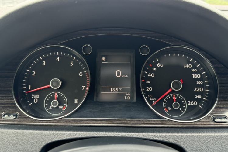 Used Volkswagen Magotan 2013 2.0 TSI Prestige Model Instrument Cluster