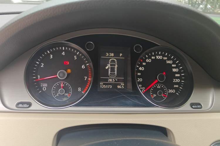 Used Volkswagen Magotan 2013 1.8TSI Premier Model Instrument Cluster