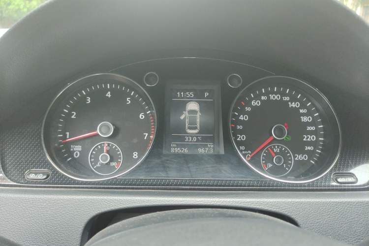 Used Volkswagen Magotan 2013 2.0 TSI Luxury Model Instrument Cluster