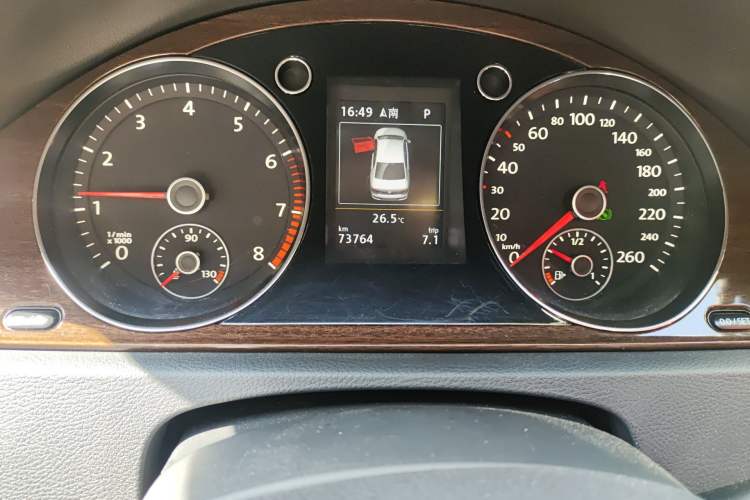 Used Volkswagen Magotan 2013 1.8TSI Prestige Model Instrument Cluster