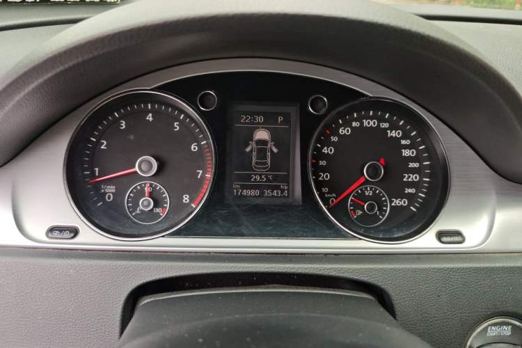 Used Volkswagen Magotan 2013 1.8TSI Premier Model Instrument Cluster