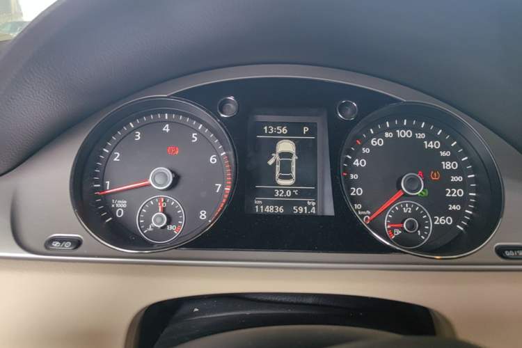 Used Volkswagen Magotan 2013 1.8TSI Luxury Model Instrument Cluster