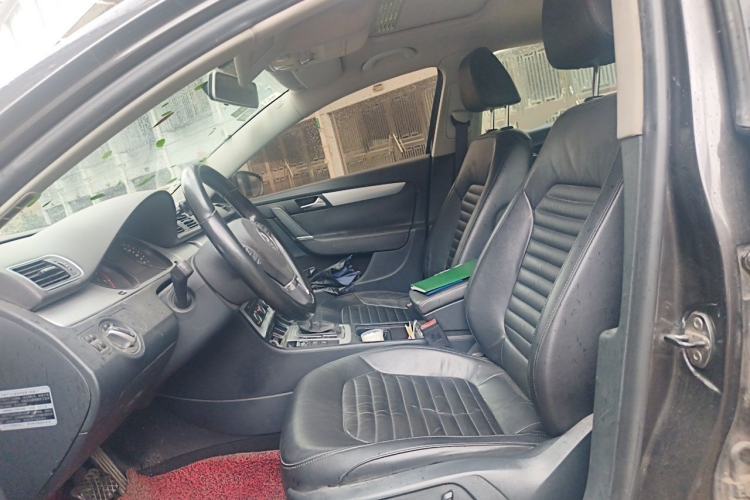 Used Volkswagen Magotan 2013 1.8TSI Premier Model Left Front Seat
