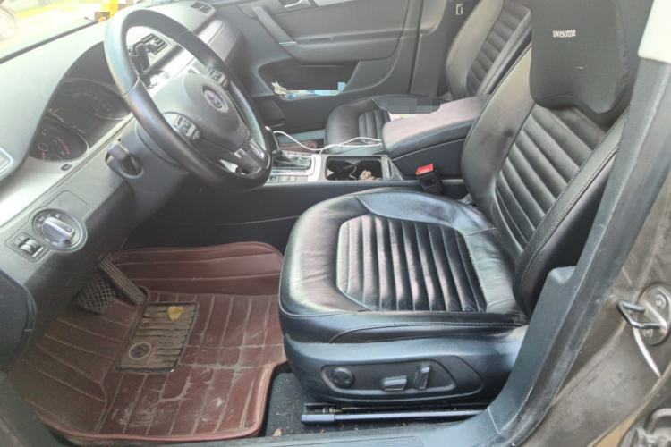 Used Volkswagen Magotan 2013 1.8TSI Premier Model Left Front Seat