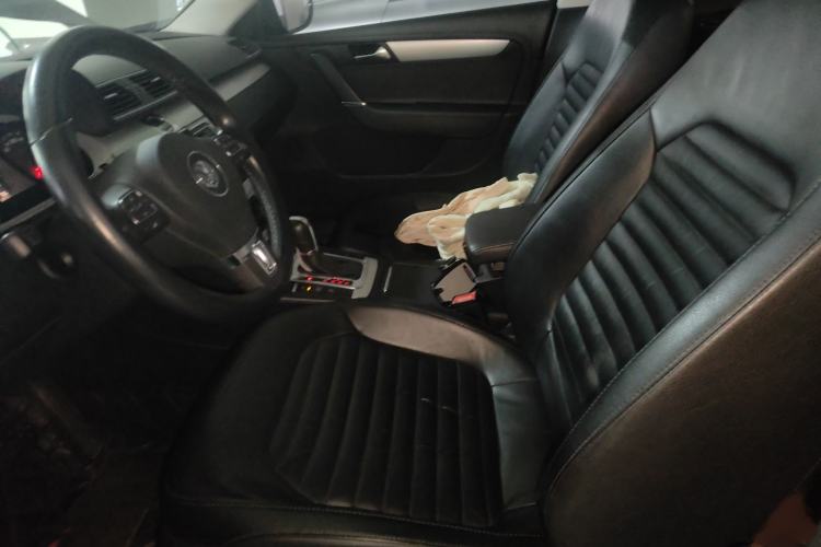 Used Volkswagen Magotan 2013 1.8TSI Premier Model Left Front Seat