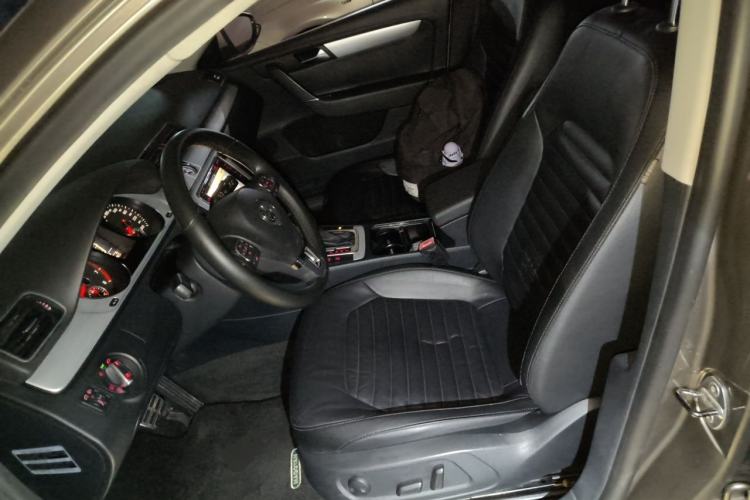 Used Volkswagen Magotan 2013 1.8TSI Premier Model Left Front Seat