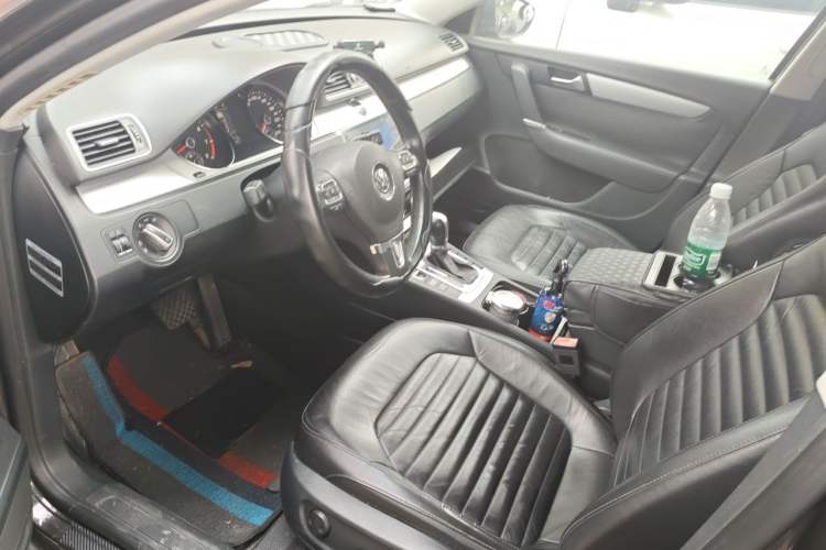 Used Volkswagen Magotan 2013 1.8TSI Premier Model Left Front Seat