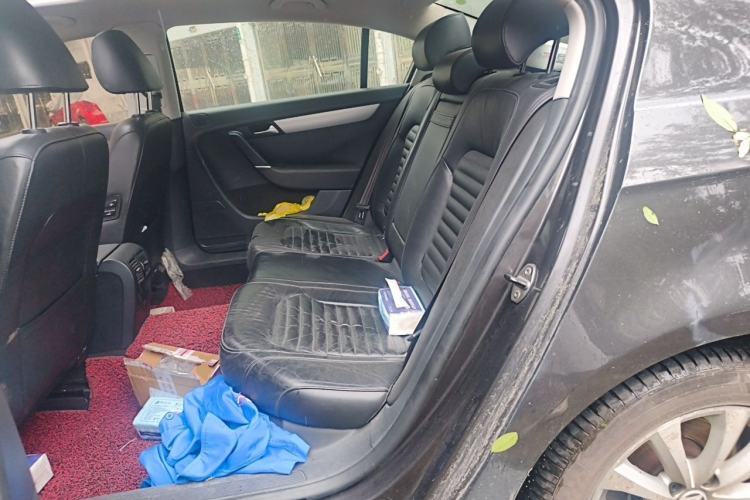 Used Volkswagen Magotan 2013 1.8TSI Premier Model Left Rear Seat