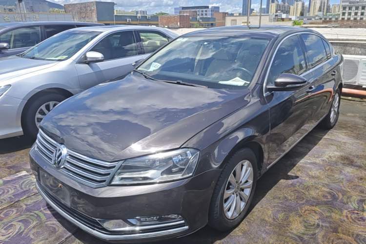Used Volkswagen Magotan 2013 1.8TSI Premier Model Guazi used car, China used car export, Used car for sale, Used  cars, Cheapest cars for sale