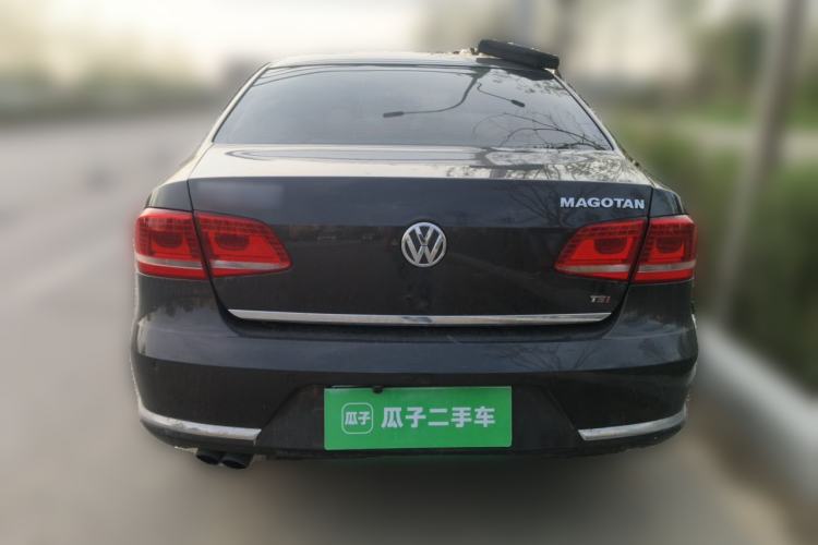 Used Volkswagen Magotan 2013 1.8TSI Prestige Model Rear
