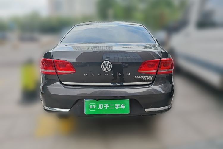 Used Volkswagen Magotan 2013 1.8TSI Luxury Model Rear