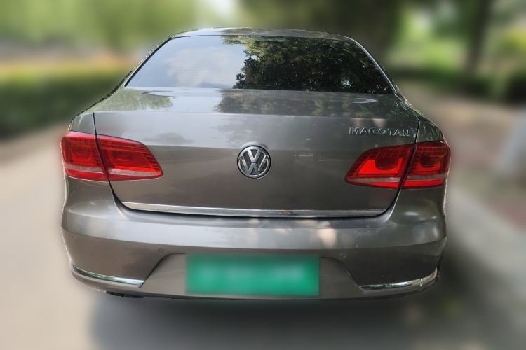 Used Volkswagen Magotan 2013 2.0 TSI Prestige Model Rear