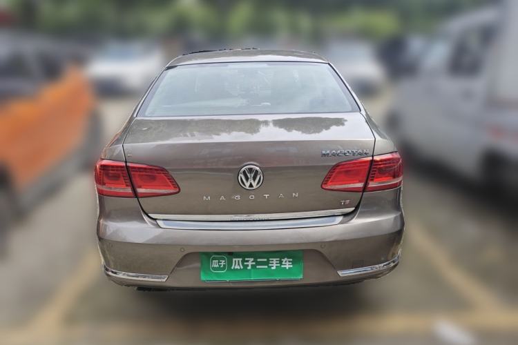 Used Volkswagen Magotan 2013 1.8TSI Luxury Model Rear