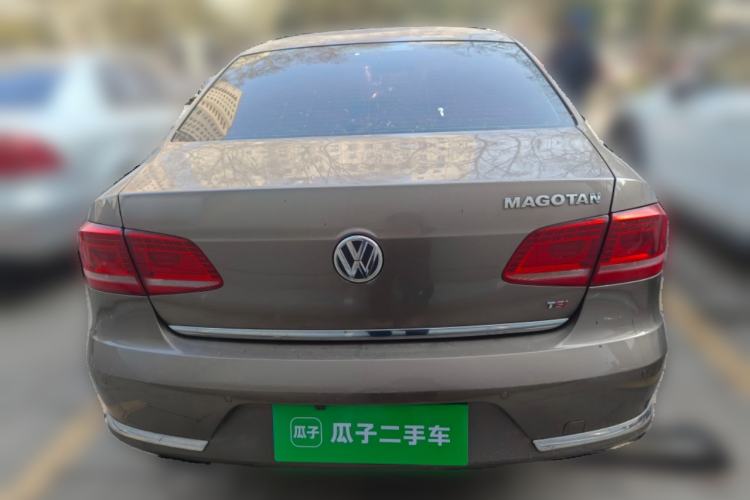 Used Volkswagen Magotan 2013 1.8TSI Premier Model Rear