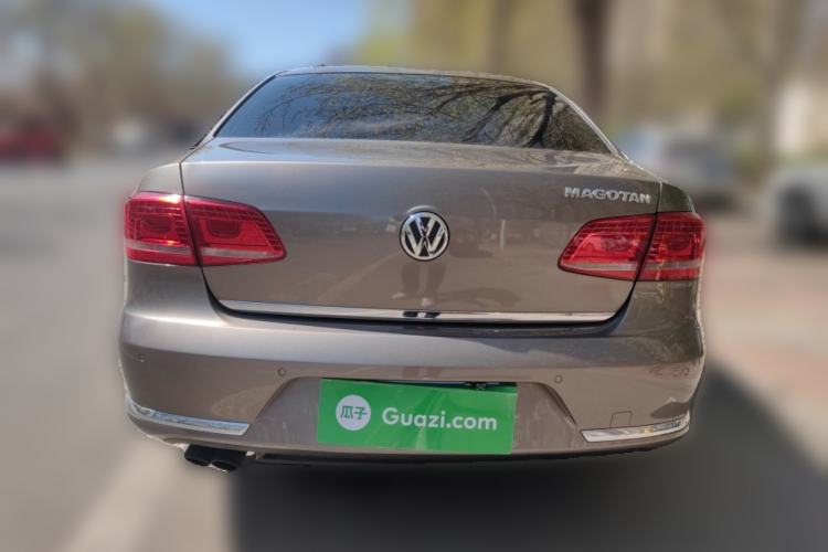 Used Volkswagen Magotan 2013 1.8TSI Luxury Model Rear