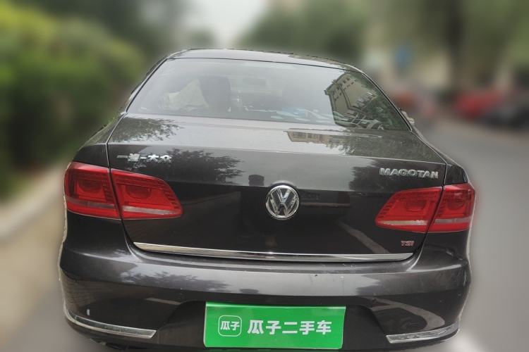 Used Volkswagen Magotan 2013 2.0 TSI Luxury Model Rear
