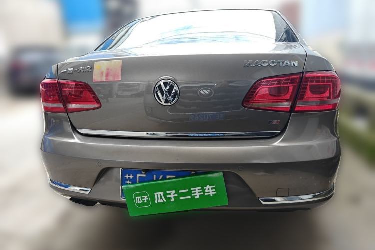 Used Volkswagen Magotan 2013 1.8TSI Premier Model Rear