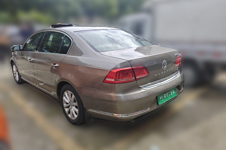 Used Volkswagen Magotan 2013 1.8TSI Luxury Model Rear Left 45 Deg