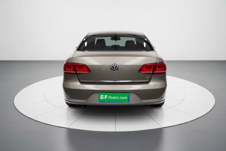 Used Volkswagen Magotan 2013 2.0 TSI Luxury Model Rear