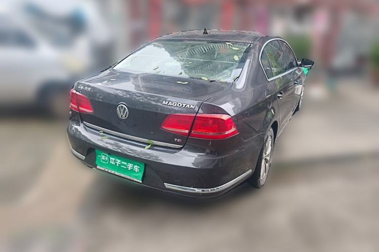 Used Volkswagen Magotan 2013 1.8TSI Premier Model Rear Right 45 Deg