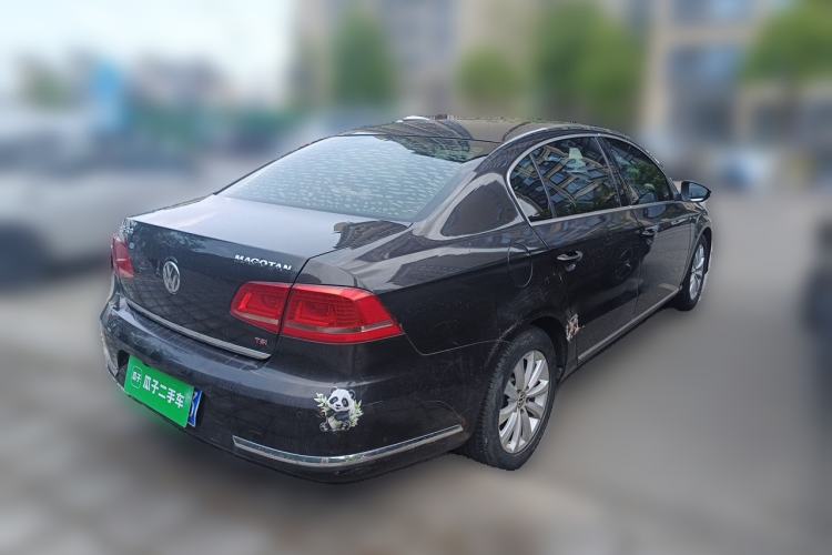 Used Volkswagen Magotan 2013 2.0 TSI Luxury Model Rear Right 45 Deg