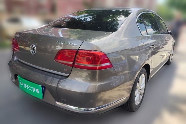 Used Volkswagen Magotan 2013 1.8TSI Premier Model Rear Right 45 Deg