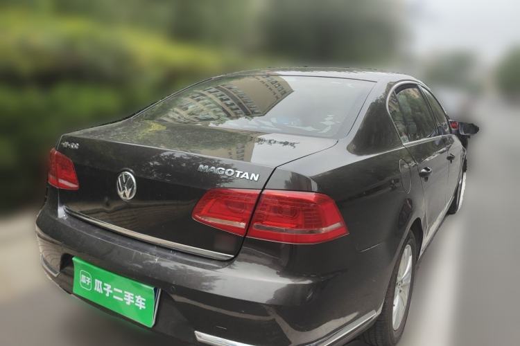 Used Volkswagen Magotan 2013 2.0 TSI Luxury Model Rear Right 45 Deg