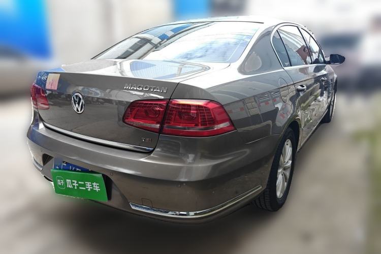 Used Volkswagen Magotan 2013 1.8TSI Premier Model Rear Right 45 Deg