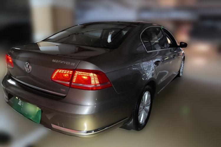 Used Volkswagen Magotan 2013 1.8TSI Premier Model Rear Right 45 Deg