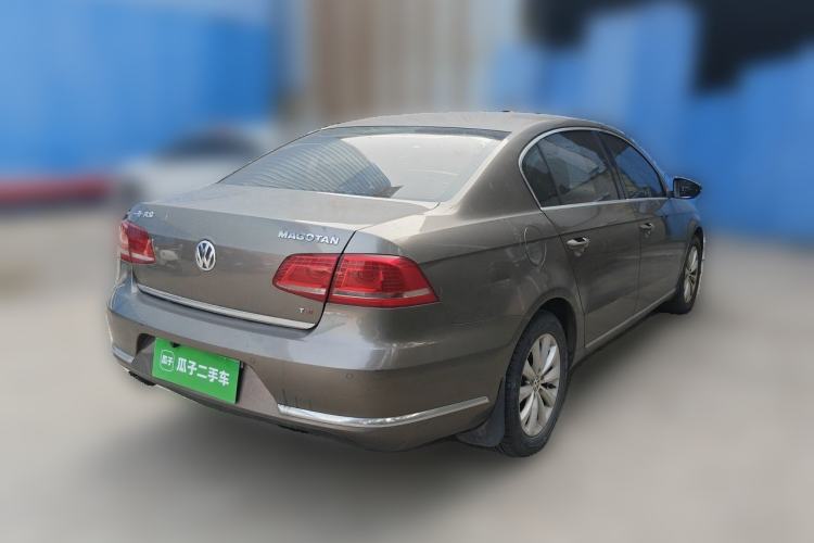 Used Volkswagen Magotan 2013 1.8TSI Premier Model Rear Right 45 Deg