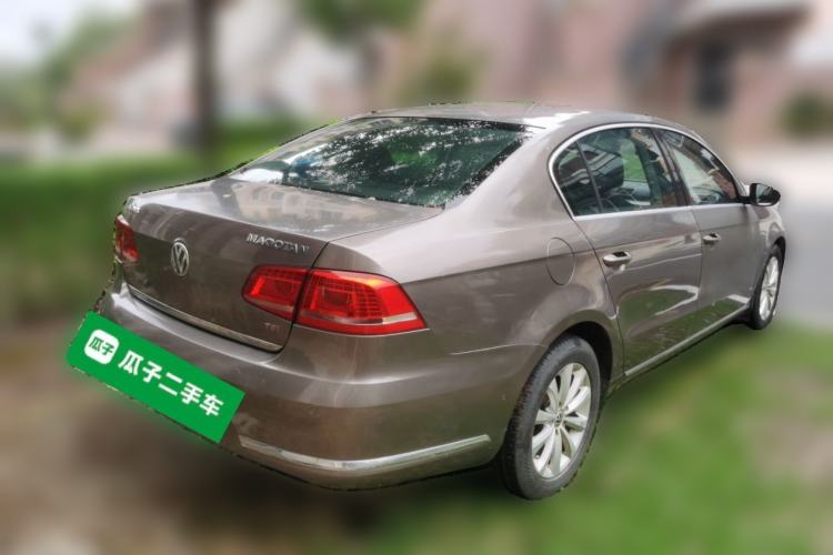 Used Volkswagen Magotan 2013 1.8TSI Premier Model Rear Right 45 Deg