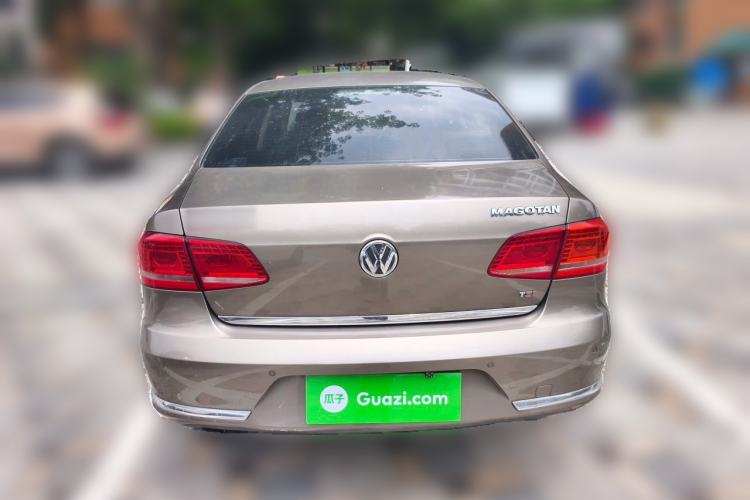 Used Volkswagen Magotan 2013 1.8TSI Premier Model Rear