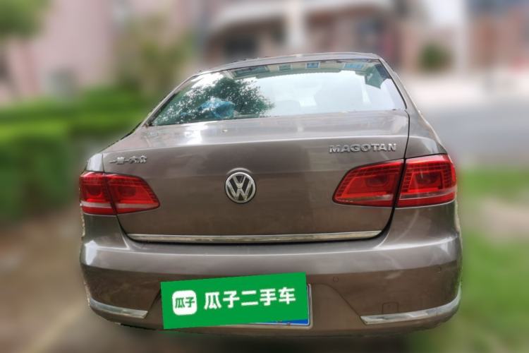 Used Volkswagen Magotan 2013 1.8TSI Premier Model Rear