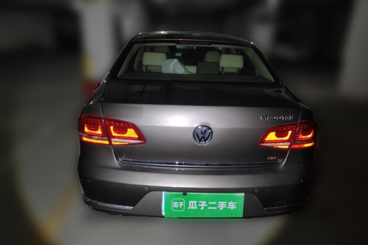 Used Volkswagen Magotan 2013 1.8TSI Premier Model Rear