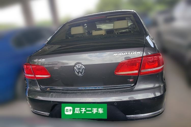 Used Volkswagen Magotan 2013 1.8TSI Luxury Model Rear