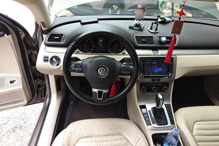 Used Volkswagen Magotan 2013 1.8TSI Premier Model Steering Wheel
