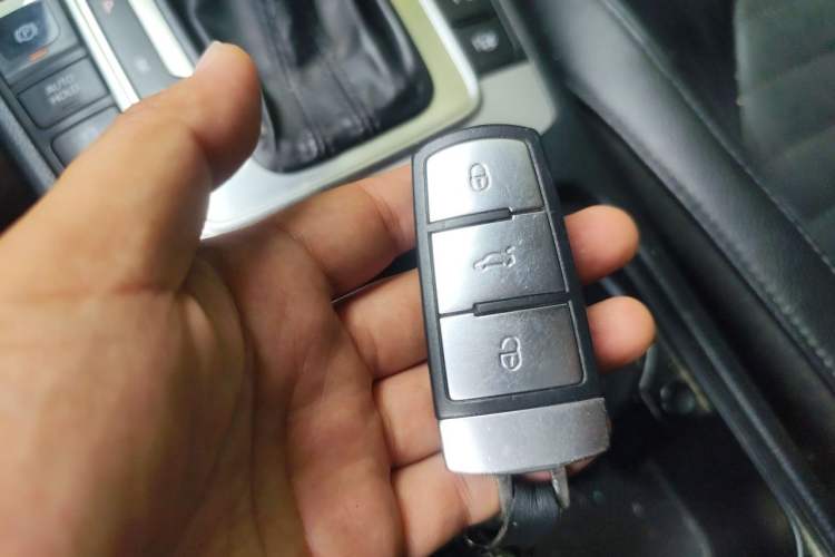 Used Volkswagen Magotan 2013 2.0 TSI Prestige Model Vehicle Key