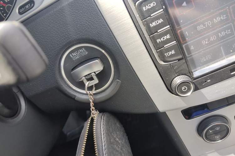 Used Volkswagen Magotan 2013 1.8TSI Premier Model Vehicle Key